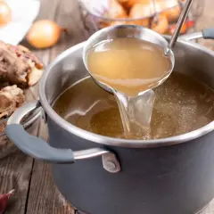 Jakie zupy dla cukrzyka pomogą w kontrolowaniu poziomu cukru?