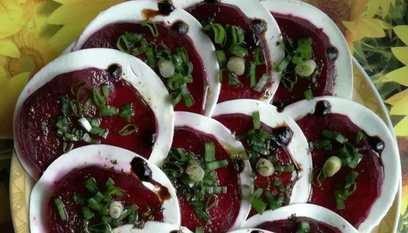Jaki sos do carpaccio z buraka? Odkryj najlepsze smaki i połączenia